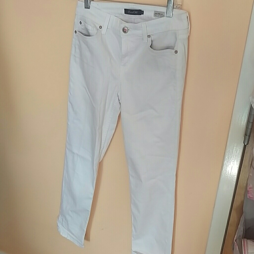 Level 99. Jeans mid rise Lily roll-up crop
